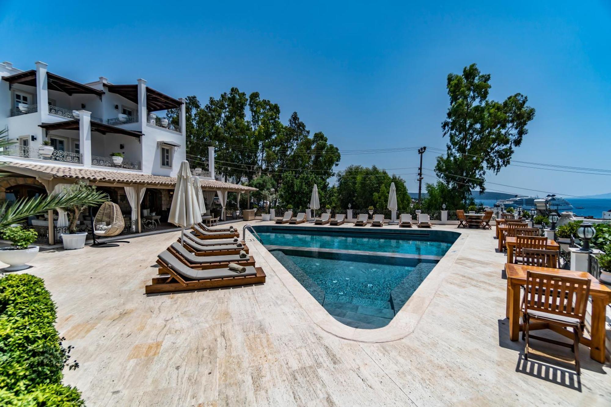 מלון Manzara Boutique - Adults Only 3*